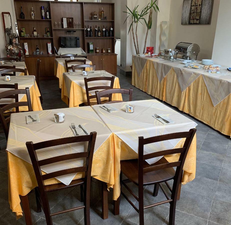 I Cento Campanili Apartment Acireale Luaran gambar